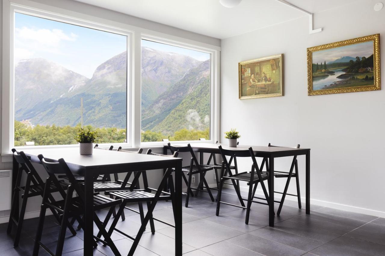 Trolltunga Hostel Tyssedal Exteriér fotografie